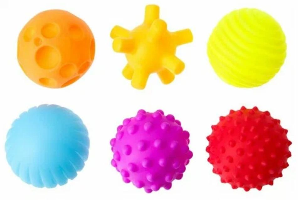 фото упаковки Крошка Я Набор развивающих тактильных мячиков с пищалкой Космос